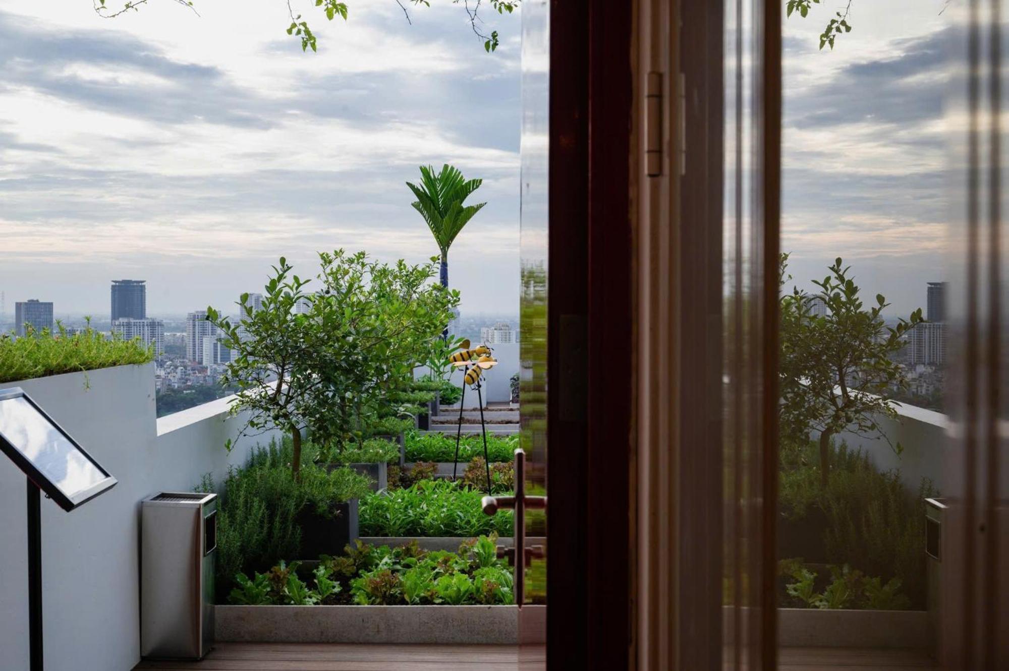 Somerset West Point Hanoi Buitenkant foto
